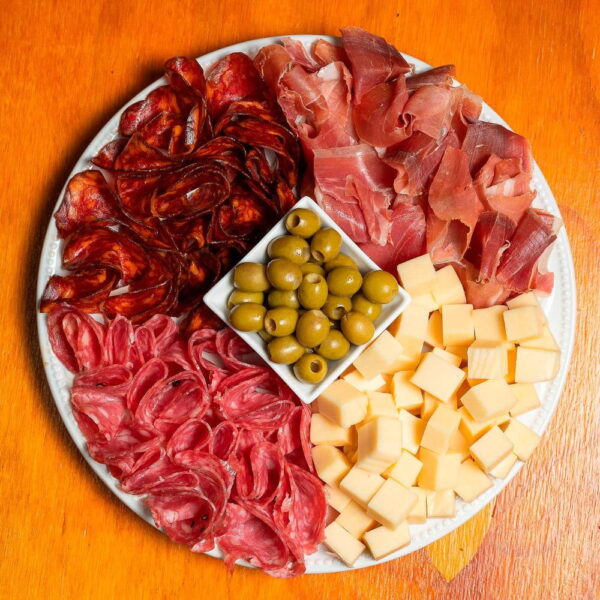 Charola de Carnes Frías y Queso 1kg